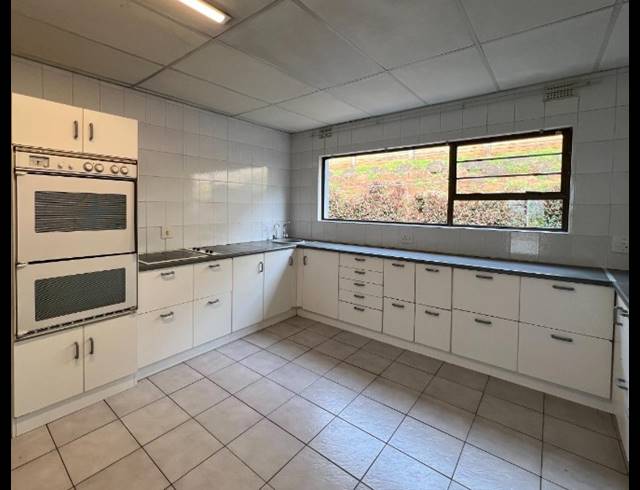 3 BEDROOM HOUSE FOR SALE IN GLEN ANIL